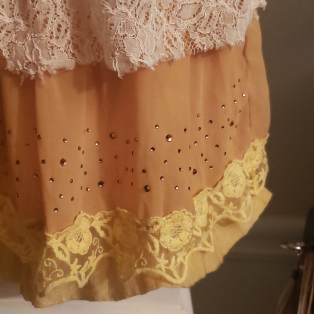 ❣❣Host Pick❣❣Vintage mini dress! - Picture 4 of 6
